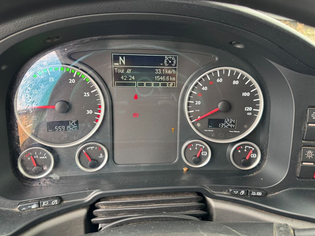 MAN 12.250 4X2 Koffer LBW Klima Diff.Sperre AHK MAN 12.250 4X2 Koffer LBW Klima Diff.Sperre AHK - Lastbil med skåp: bild 4 MAN 12.250 4X2 Koffer LBW Klima Diff.Sperre AHK MAN 12.250 4X2 Koffer LBW Klima Diff.Sperre AHK - Lastbil med skåp: bild 4