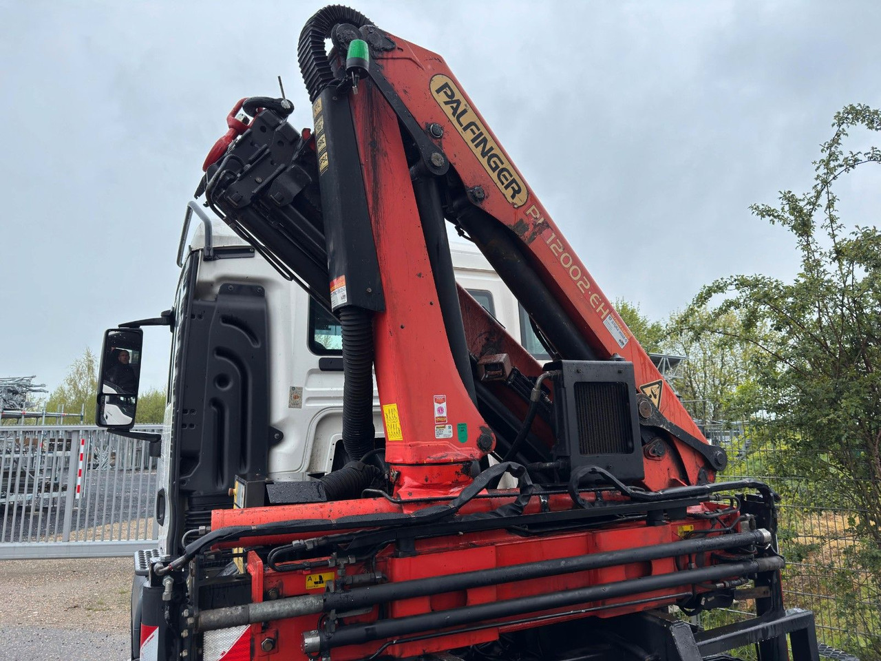 MAN 26.360 TGS Pafinger PK12002 Glaskipper 2 Trennw. - Kranbil: bild 3 MAN 26.360 TGS Pafinger PK12002 Glaskipper 2 Trennw. - Kranbil: bild 3