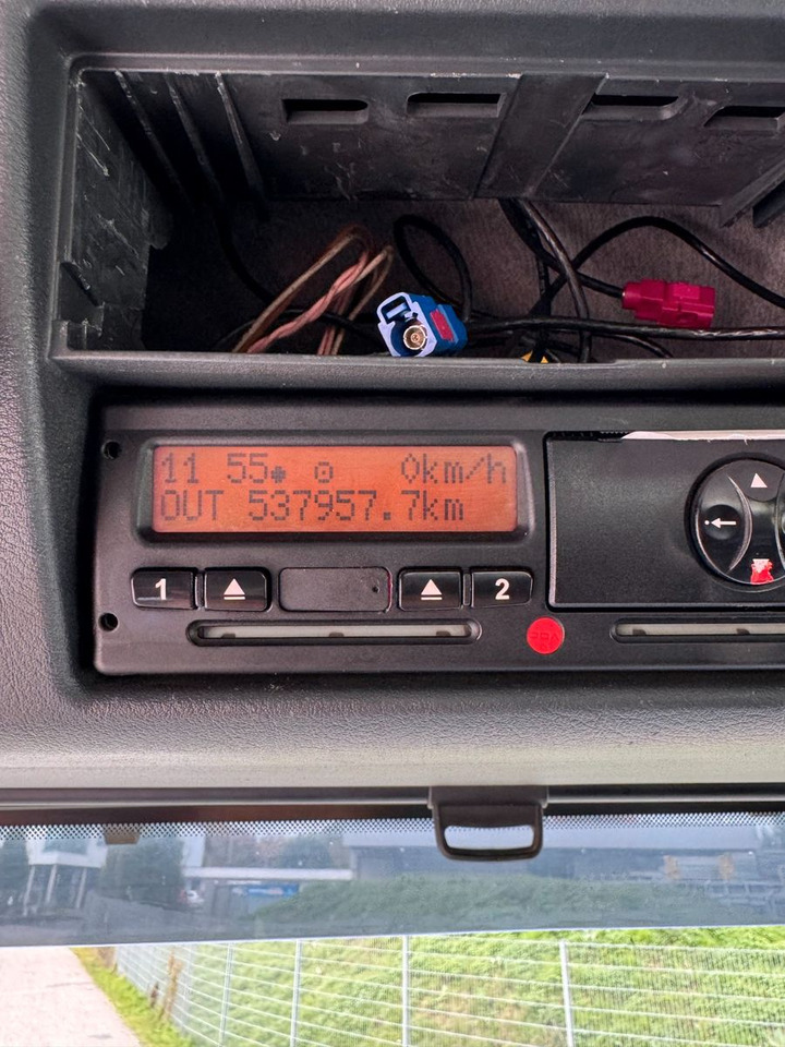 MAN 26.40 6X2 Multilift Abroller - Lastväxlare lastbil: bild 2 MAN 26.40 6X2 Multilift Abroller - Lastväxlare lastbil: bild 2