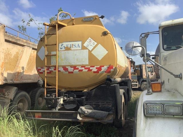 MAN 33.414-V20 - Tankbil: bild 3 MAN 33.414-V20 - Tankbil: bild 3