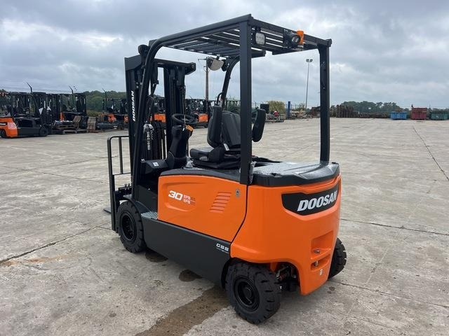 Doosan B30X-7 PLUS - Eltruck: bild 2 Doosan B30X-7 PLUS - Eltruck: bild 2