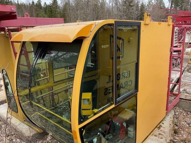 Kroll K420 - Tornkran: bild 1 Kroll K420 - Tornkran: bild 1