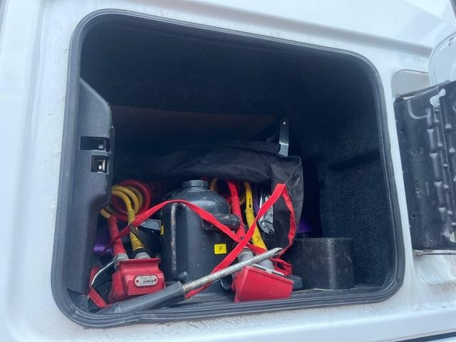 Dragbil Iveco S-Way 460: bild 9