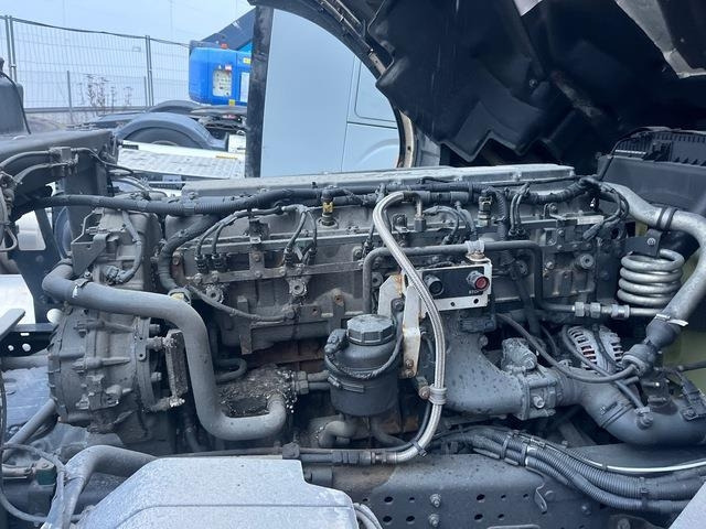 Dragbil Iveco S-Way 460: bild 21