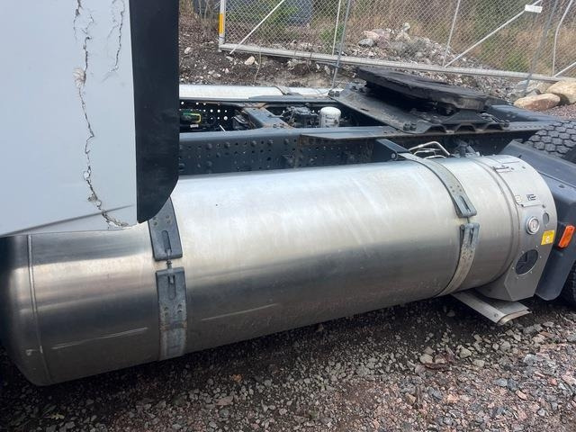 Dragbil Iveco S-Way 460: bild 16