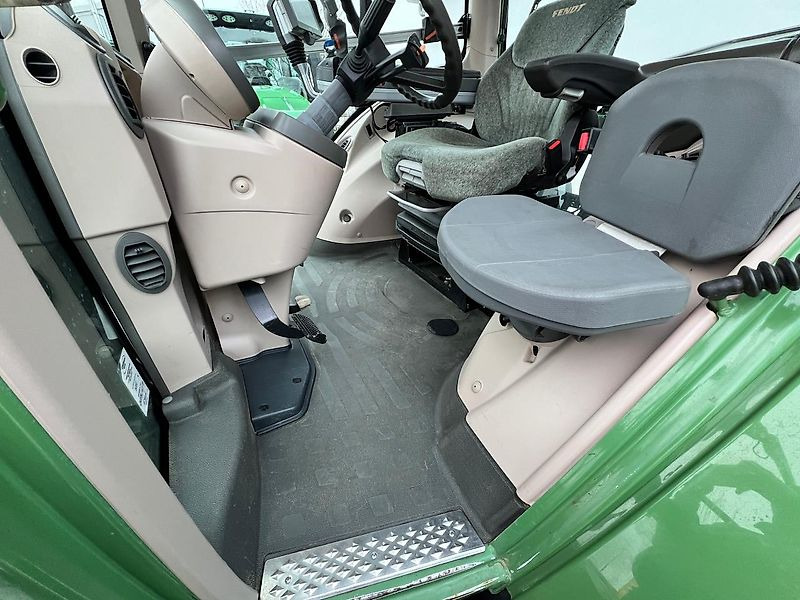Traktor Fendt 824 Vario Profi Plus: bild 13