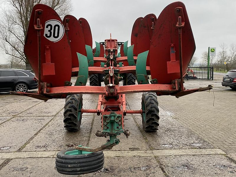 Kverneland PW-100-9 Karrenpflug 7Schar - Plog: bild 4 Kverneland PW-100-9 Karrenpflug 7Schar - Plog: bild 4