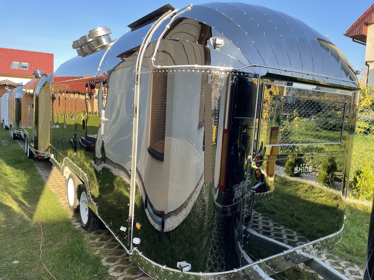 SHINE Summer S BLACK - Försäljningsvagn: bild 2 SHINE Summer S BLACK - Försäljningsvagn: bild 2