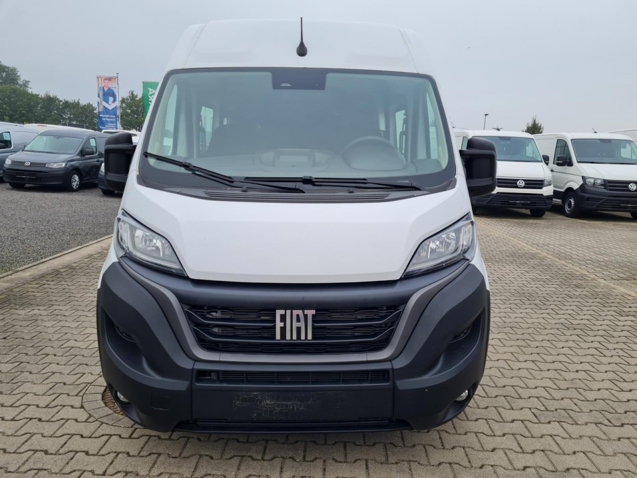Fiat Ducato 35 Kasten Doka 7-Sitze 2x Schiebetür Maxi L2H2 - Skåpbil, Dubbelhytt transportbil: bild 2 Fiat Ducato 35 Kasten Doka 7-Sitze 2x Schiebetür Maxi L2H2 - Skåpbil, Dubbelhytt transportbil: bild 2