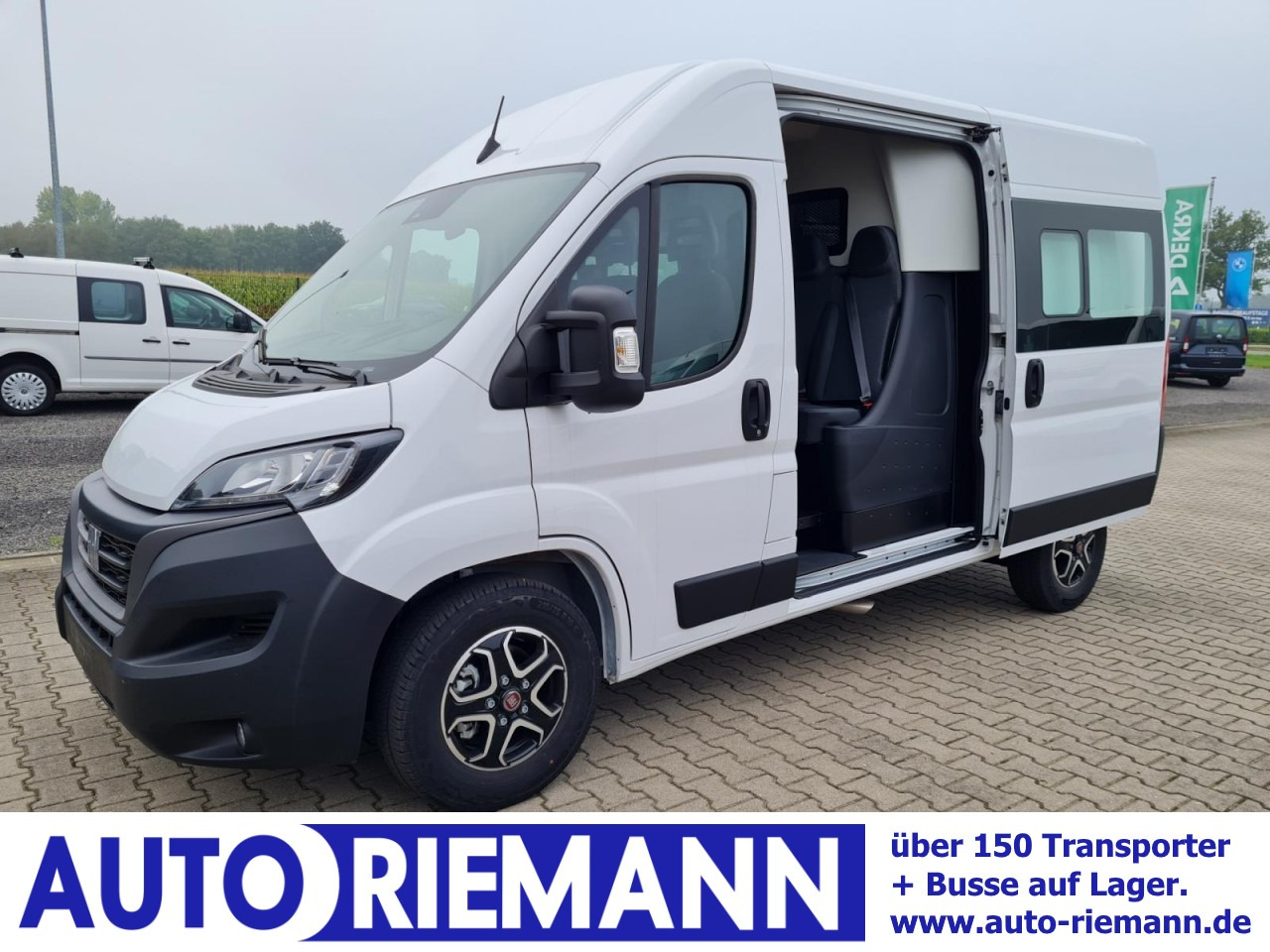 Fiat Ducato 35 Kasten Doka 7-Sitze 2x Schiebetür Maxi L2H2 - Skåpbil, Dubbelhytt transportbil: bild 1 Fiat Ducato 35 Kasten Doka 7-Sitze 2x Schiebetür Maxi L2H2 - Skåpbil, Dubbelhytt transportbil: bild 1