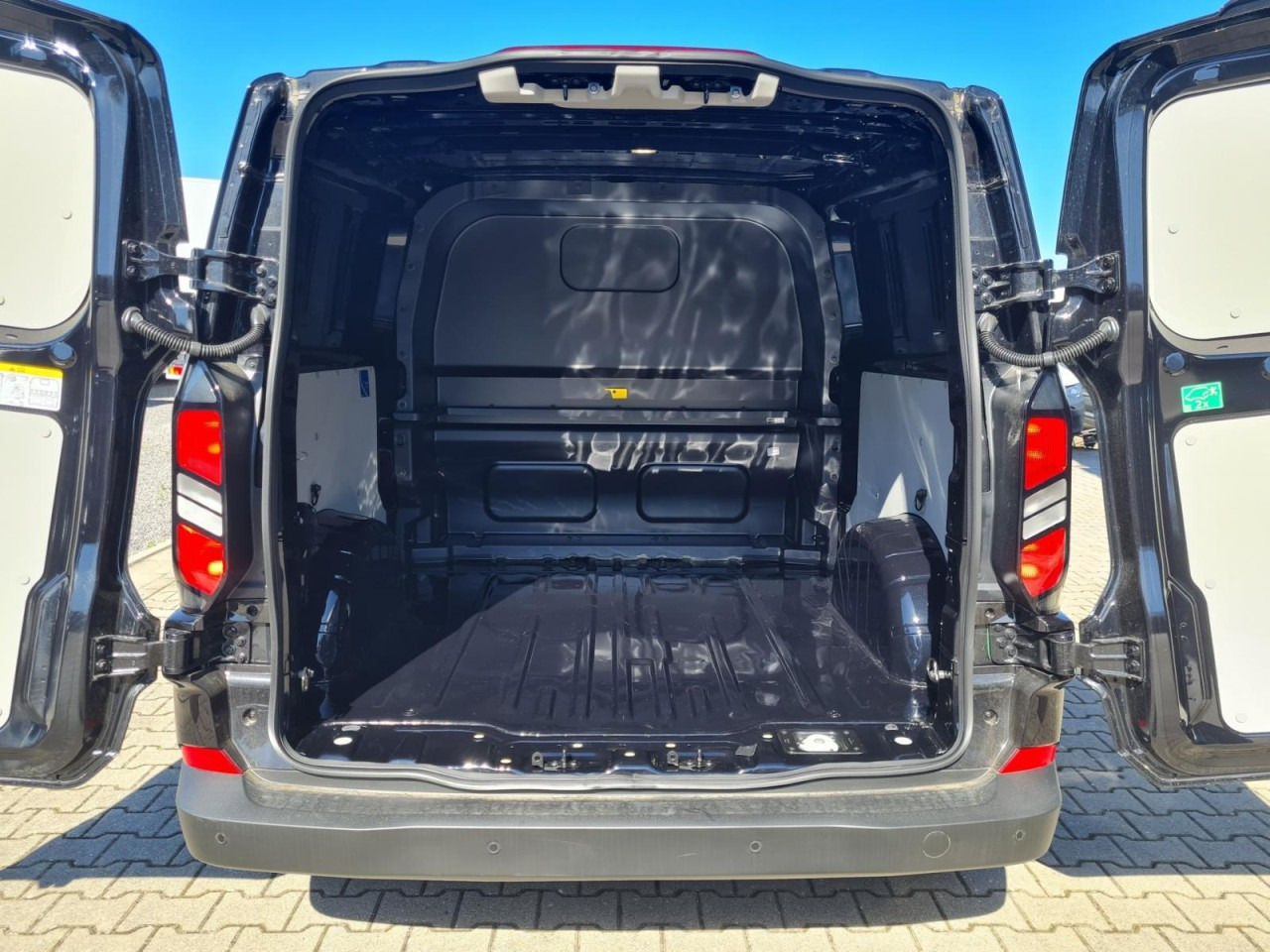 Leasa  Ford Custom Kasten 320 L2 Trend Doka 6-Sitze KAMERA TEMPO Ford Custom Kasten 320 L2 Trend Doka 6-Sitze KAMERA TEMPO: bild 17