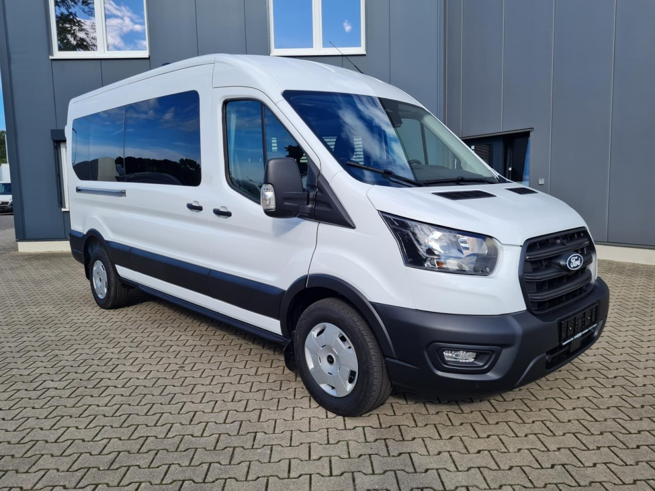 Ford Transit 350 Kombi TDCi L3 Trend 9 Sitzer AUTOMATIK - Minibuss, Persontransport: bild 3 Ford Transit 350 Kombi TDCi L3 Trend 9 Sitzer AUTOMATIK - Minibuss, Persontransport: bild 3