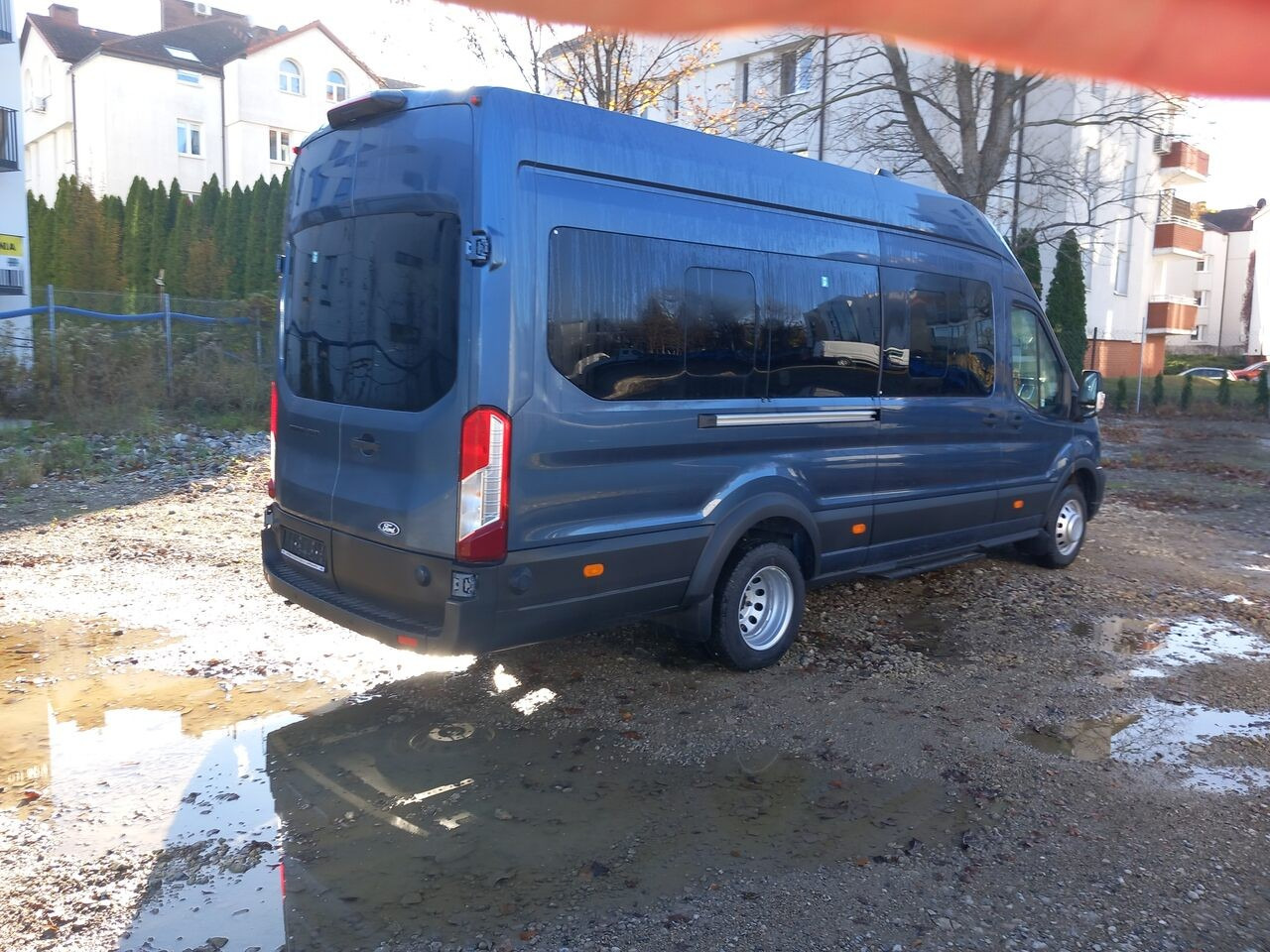 Ford Transit Bus 460 L4 Trend 18 Sitze KLIMA NAVI TEMPO - Minibuss, Persontransport: bild 3 Ford Transit Bus 460 L4 Trend 18 Sitze KLIMA NAVI TEMPO - Minibuss, Persontransport: bild 3