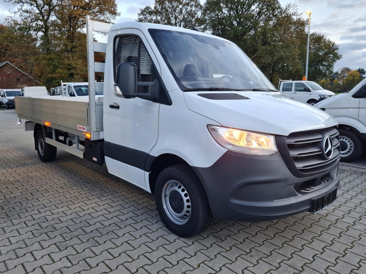 Mercedes-Benz Sprinter 317 CDI Pritsche L3 lang RWD KLIMA TEMPOMAT - Transportbil med flak: bild 3 Mercedes-Benz Sprinter 317 CDI Pritsche L3 lang RWD KLIMA TEMPOMAT - Transportbil med flak: bild 3