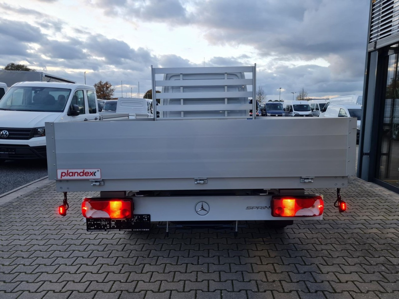 Mercedes-Benz Sprinter 317 CDI Pritsche L3 lang RWD KLIMA TEMPOMAT - Transportbil med flak: bild 5 Mercedes-Benz Sprinter 317 CDI Pritsche L3 lang RWD KLIMA TEMPOMAT - Transportbil med flak: bild 5