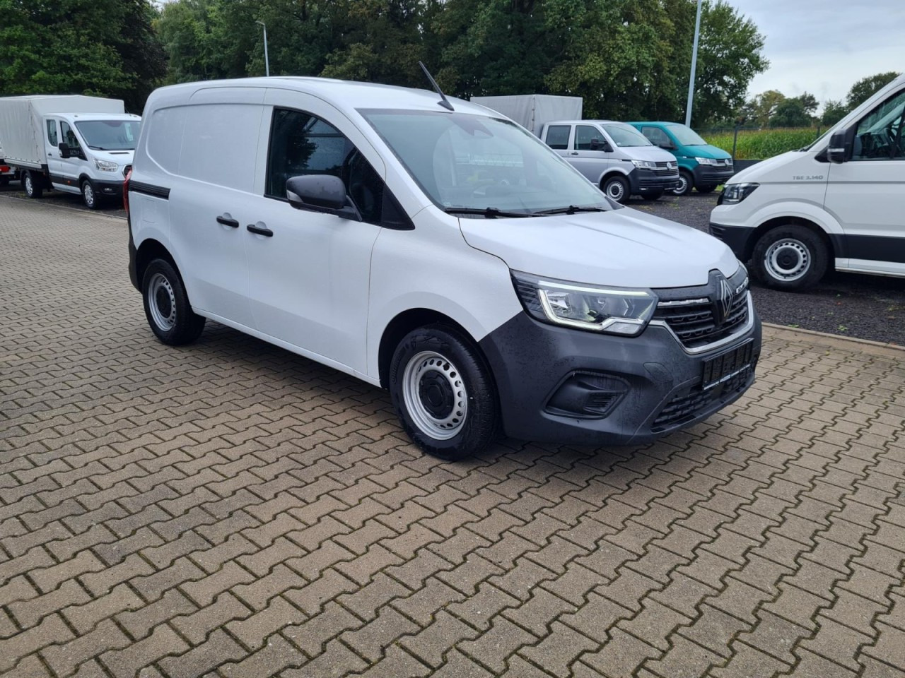 Renault Kangoo Van Kasten L1H1 TCe 1.3i KLIMA PDC TEMPOMAT - Små skåpbil: bild 3 Renault Kangoo Van Kasten L1H1 TCe 1.3i KLIMA PDC TEMPOMAT - Små skåpbil: bild 3