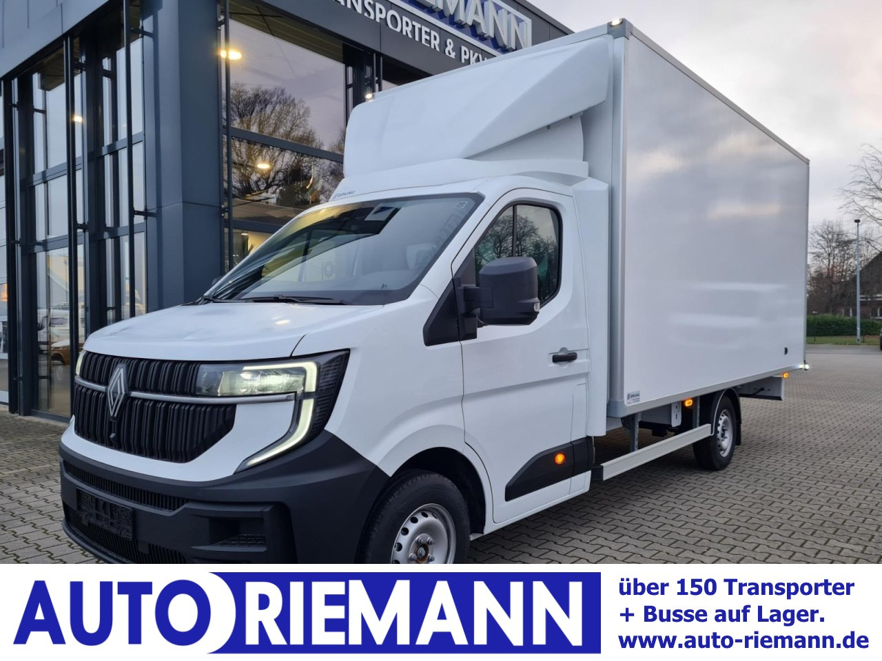 Renault Master 35 Möbel Koffer KLIMA Automatik 10 Pal. - Volymskåp: bild 1 Renault Master 35 Möbel Koffer KLIMA Automatik 10 Pal. - Volymskåp: bild 1