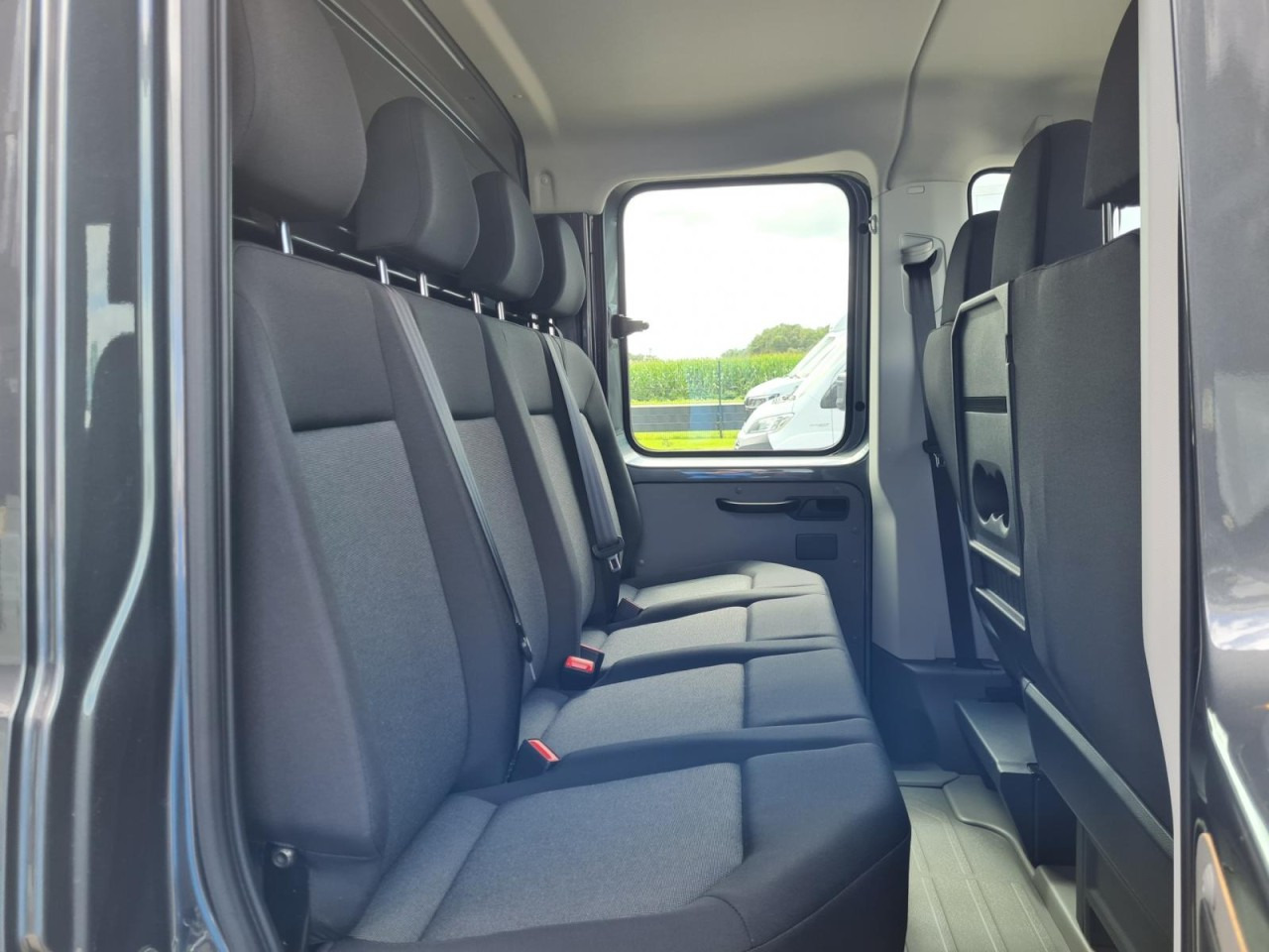 Volkswagen Crafter 35 DOKA 7-Sitze Maxi L4 KLIMA TEMPOMAT - Transportbil med flak, Dubbelhytt transportbil: bild 4 Volkswagen Crafter 35 DOKA 7-Sitze Maxi L4 KLIMA TEMPOMAT - Transportbil med flak, Dubbelhytt transportbil: bild 4