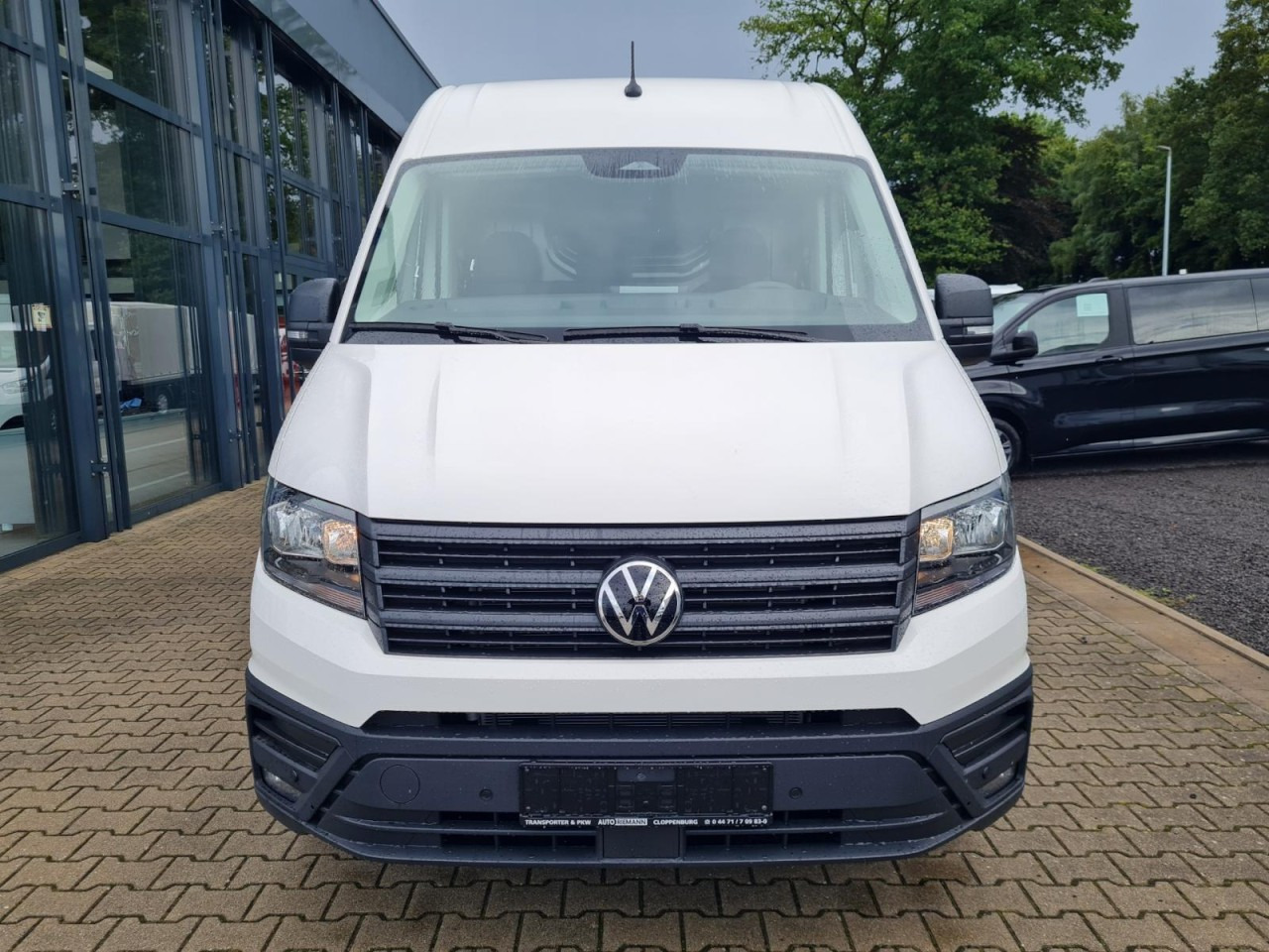 Volkswagen Crafter 35 Kasten TDI MR L3H3 PDC KLIMA TEMPOMAT - Skåpbil: bild 2 Volkswagen Crafter 35 Kasten TDI MR L3H3 PDC KLIMA TEMPOMAT - Skåpbil: bild 2