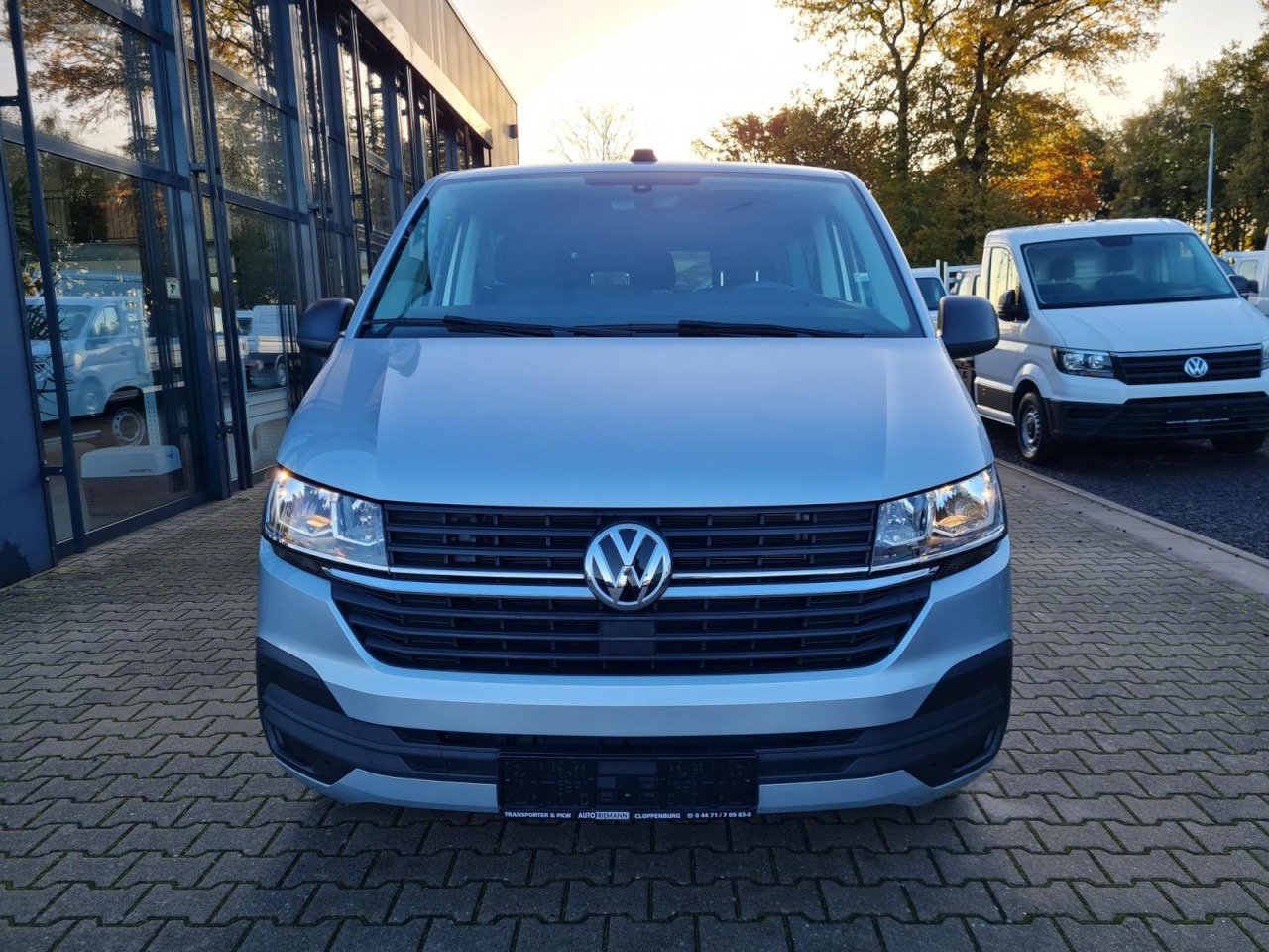 Volkswagen T6.1 Caravelle TDI lang 9 Sitzer 2 Schiebetüren Trendl. - Minibuss, Persontransport: bild 2 Volkswagen T6.1 Caravelle TDI lang 9 Sitzer 2 Schiebetüren Trendl. - Minibuss, Persontransport: bild 2