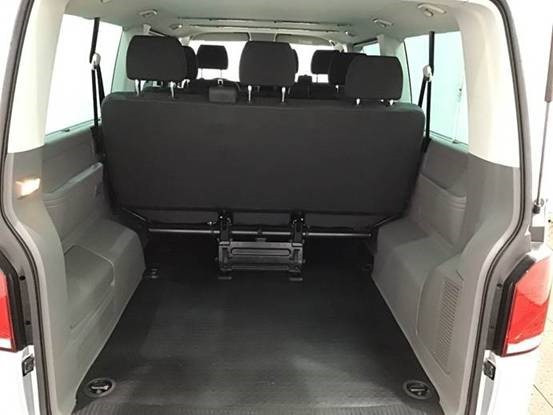 Volkswagen T6.1 Caravelle TDI lang 9 Sitzer 2 Schiebetüren Trendl. - Minibuss, Persontransport: bild 4 Volkswagen T6.1 Caravelle TDI lang 9 Sitzer 2 Schiebetüren Trendl. - Minibuss, Persontransport: bild 4