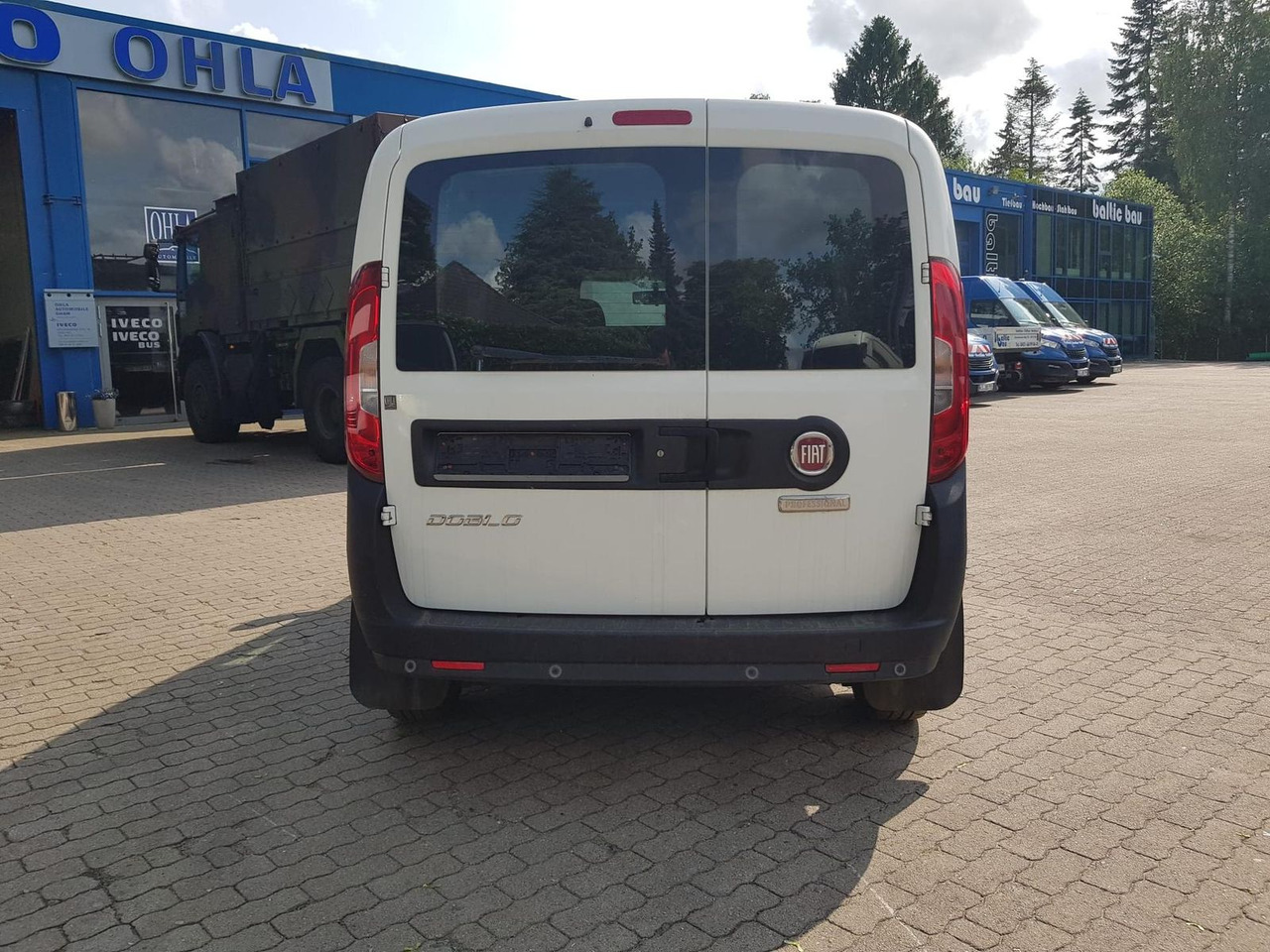 Fiat Doblo Kastenwagen SX 1.3 Klima, Radio mit Nav... - Persontransport: bild 4 Fiat Doblo Kastenwagen SX 1.3 Klima, Radio mit Nav... - Persontransport: bild 4