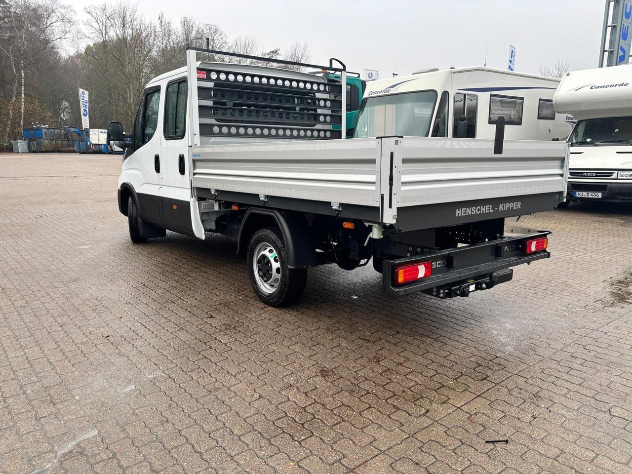 Iveco Daily 35S16H3.0A8YD*DSK*KLIMA*AHK* - Transportbil med tippflak, Dubbelhytt transportbil: bild 3 Iveco Daily 35S16H3.0A8YD*DSK*KLIMA*AHK* - Transportbil med tippflak, Dubbelhytt transportbil: bild 3