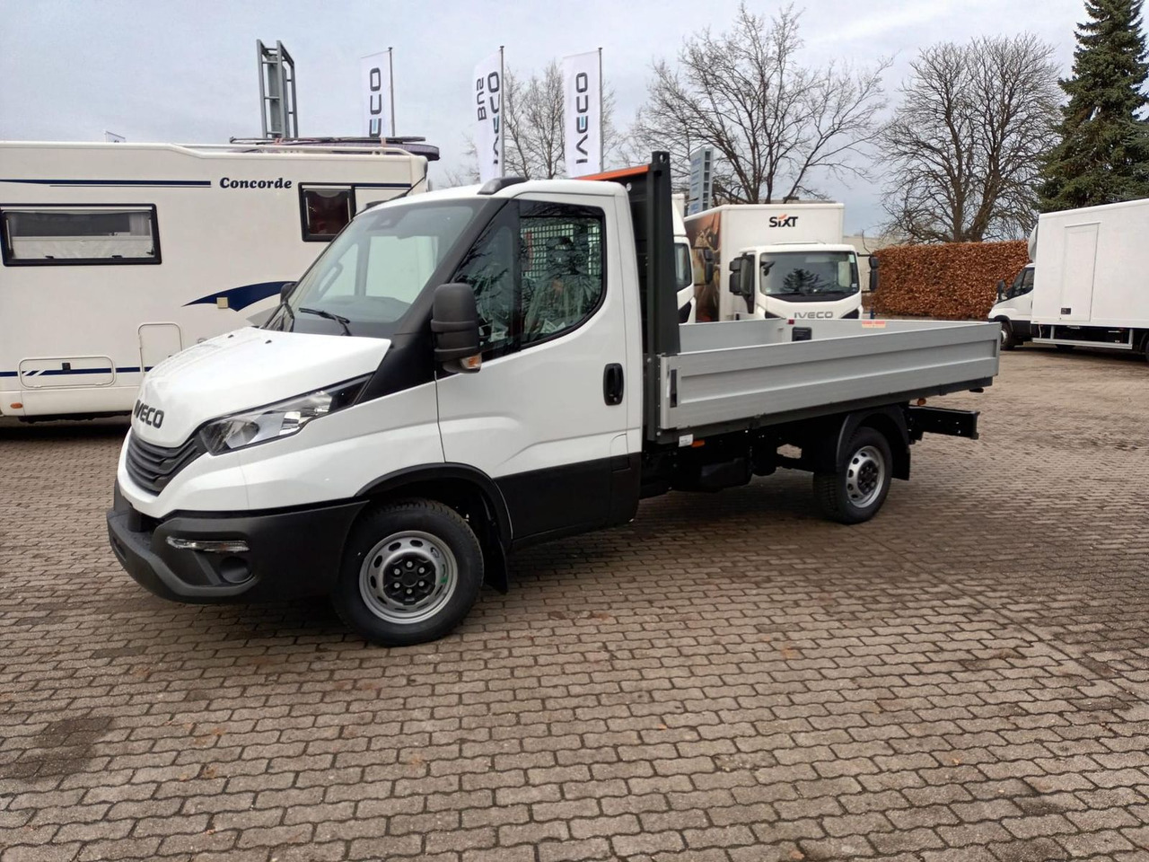 Iveco Daily 35S16H3.0Y *3,5m Pritsche *KLIMA*AHK*RA... - Transportbil med flak: bild 2 Iveco Daily 35S16H3.0Y *3,5m Pritsche *KLIMA*AHK*RA... - Transportbil med flak: bild 2