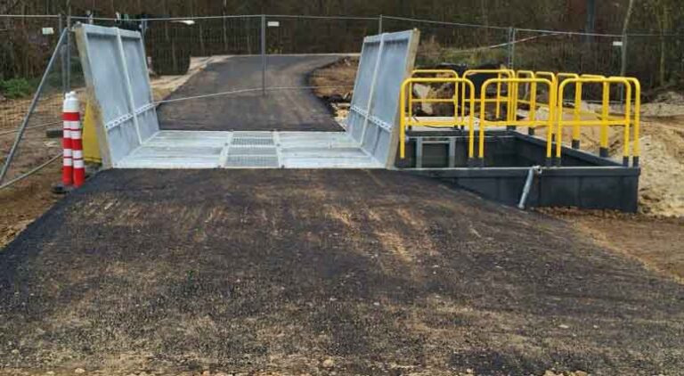 Monsuna AKS A4 – Tire washing system / Reifenwaschanlage - Utrustning för fordonsservice: bild 1 Monsuna AKS A4 – Tire washing system / Reifenwaschanlage - Utrustning för fordonsservice: bild 1