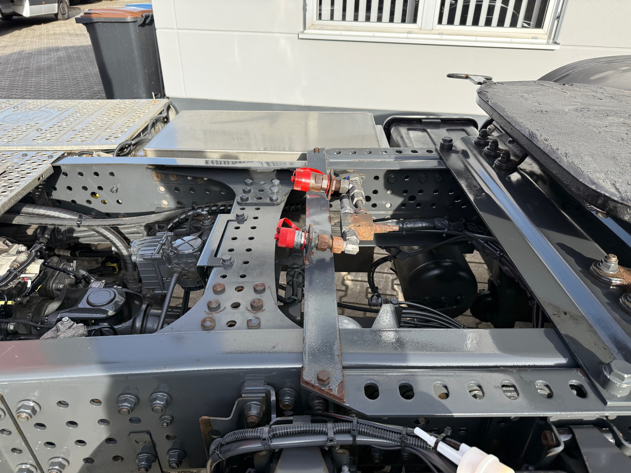 Dragbil Mercedes-Benz 1845 Actros SZM Klima Retarder Nebenantrieb: bild 9 Dragbil Mercedes-Benz 1845 Actros SZM Klima Retarder Nebenantrieb: bild 9