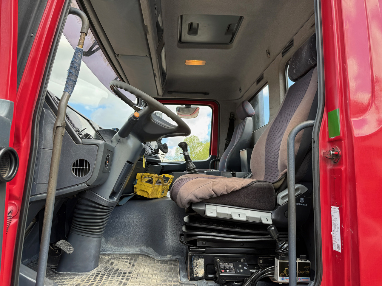 Flakbil, Kranbil Mercedes-Benz 1840 Actros 2-Seiten-Kipper mit Kran Hiab 125-3 mit Funk: bild 14