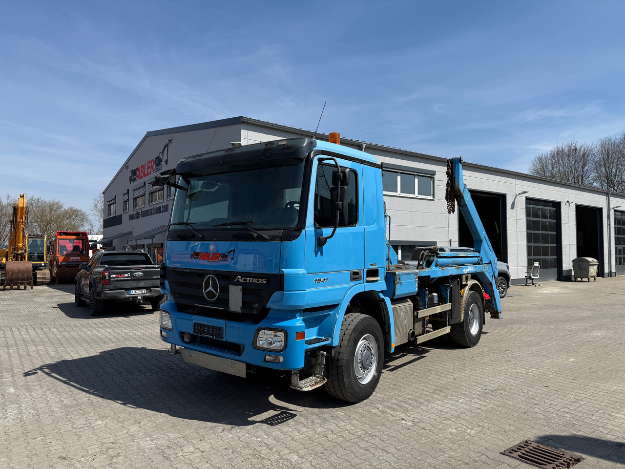 Mercedes-Benz 1841 Actros MP2 Absetzkipper 4x4 Allrad Klima - Liftdumper lastbil: bild 2 Mercedes-Benz 1841 Actros MP2 Absetzkipper 4x4 Allrad Klima - Liftdumper lastbil: bild 2