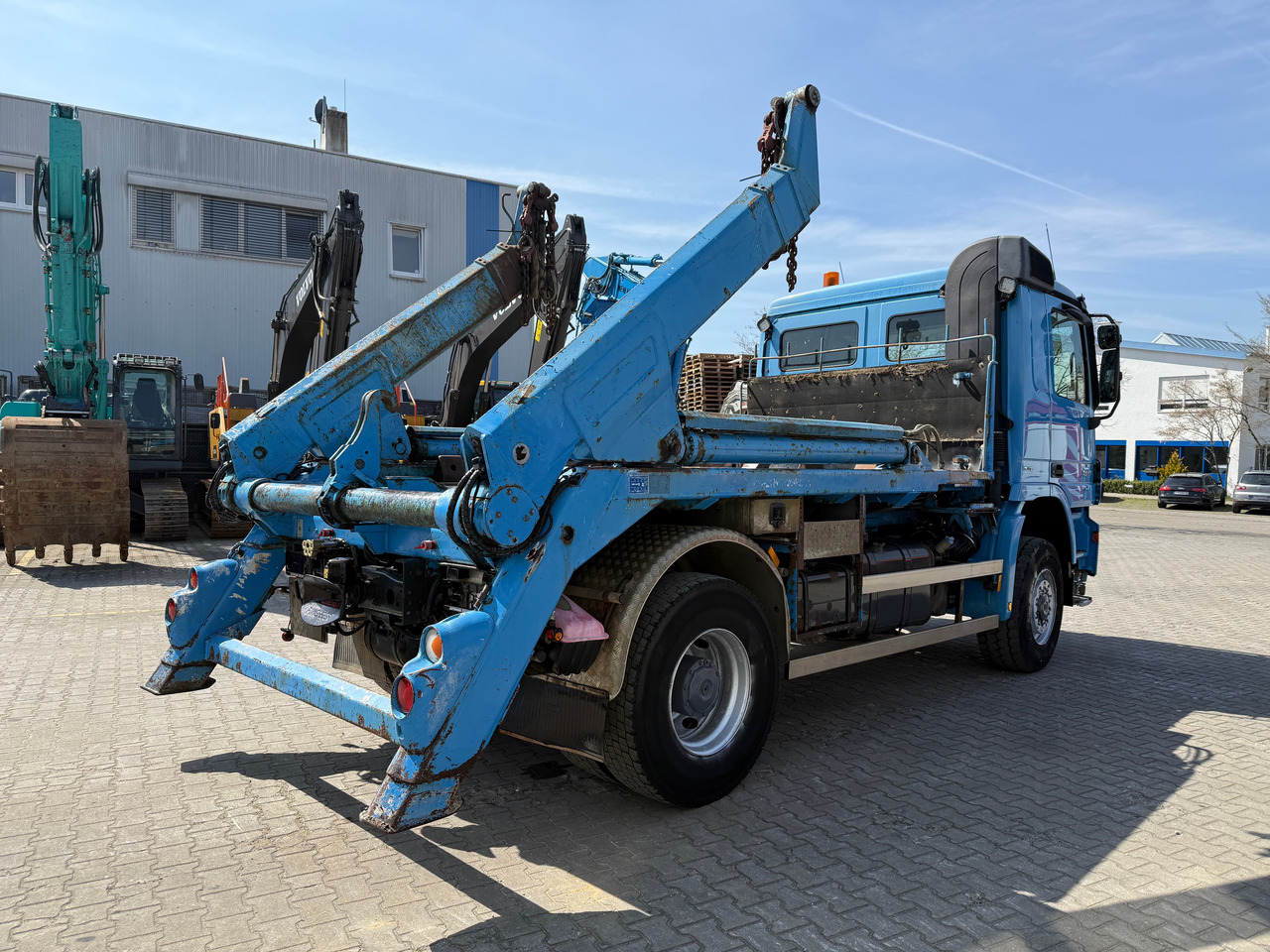 Mercedes-Benz 1841 Actros MP2 Absetzkipper 4x4 Allrad Klima - Liftdumper lastbil: bild 3 Mercedes-Benz 1841 Actros MP2 Absetzkipper 4x4 Allrad Klima - Liftdumper lastbil: bild 3