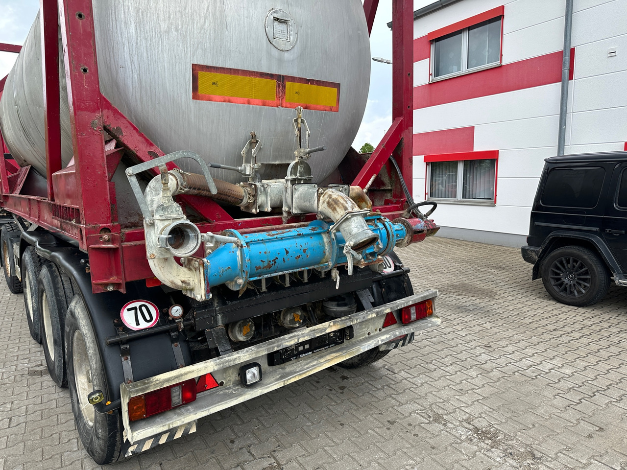 Schmidt CKSA 10/22-20 20 ft Containerkippchassis mit Lebensmitteltank - Tippbil semitrailer: bild 2 Schmidt CKSA 10/22-20 20 ft Containerkippchassis mit Lebensmitteltank - Tippbil semitrailer: bild 2