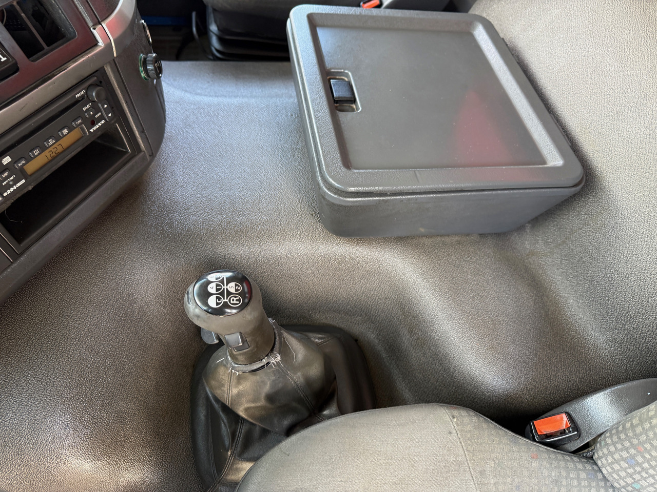 Tippbil lastbil Volvo FM420 Muldenkipper AHK Klima Retarder: bild 17 Tippbil lastbil Volvo FM420 Muldenkipper AHK Klima Retarder: bild 17