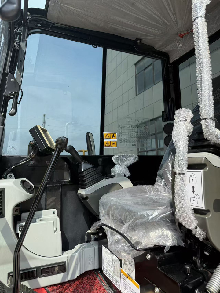 CATERPILLAR 305.5E2 - Minigrävmaskin: bild 5 CATERPILLAR 305.5E2 - Minigrävmaskin: bild 5