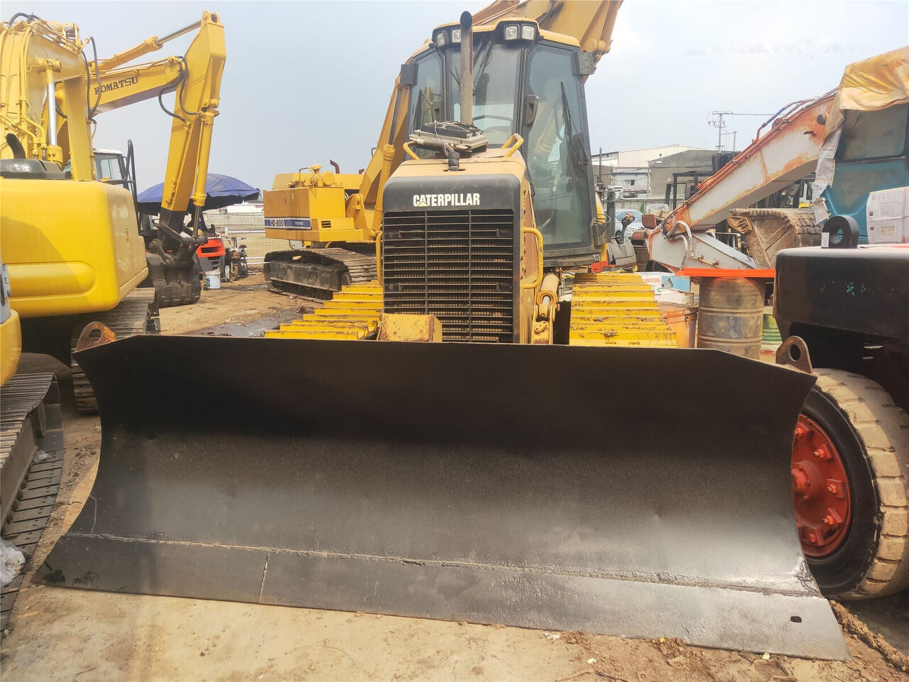 Caterpillar D5K - Bulldozer: bild 2 Caterpillar D5K - Bulldozer: bild 2