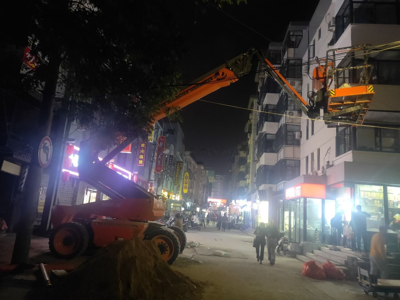 Dingli BT24RT - Teleskoplift: bild 2 Dingli BT24RT - Teleskoplift: bild 2