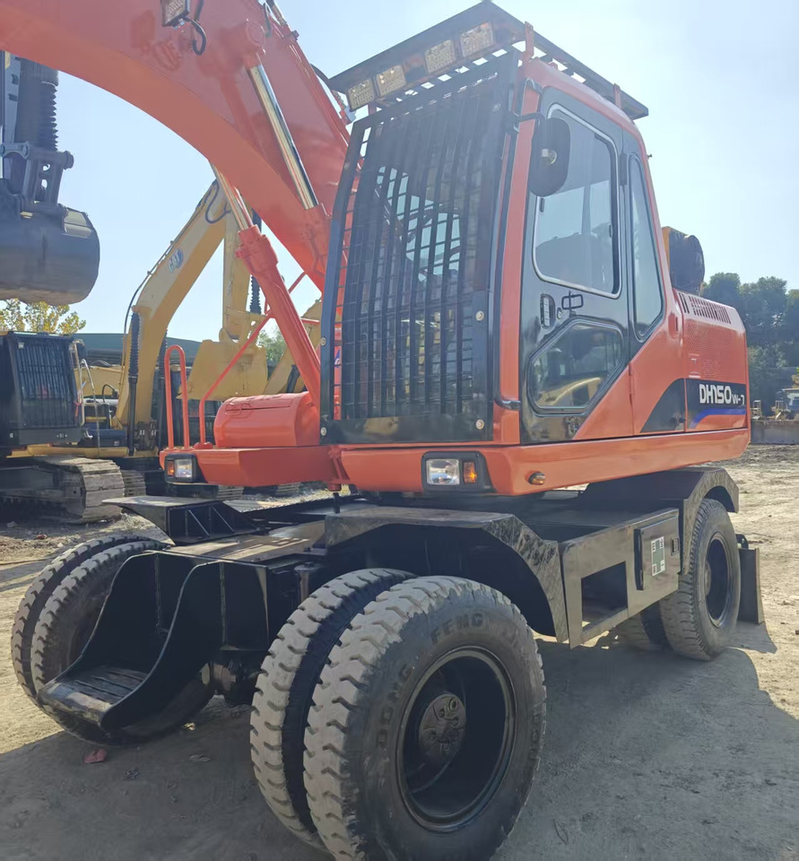 Grävmaskin på däck Doosan DH150W: bild 13 Grävmaskin på däck Doosan DH150W: bild 13