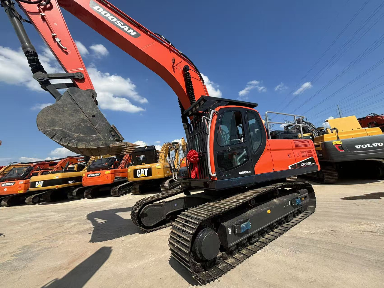 Doosan DX340 - Grävmaskin: bild 1 Doosan DX340 - Grävmaskin: bild 1