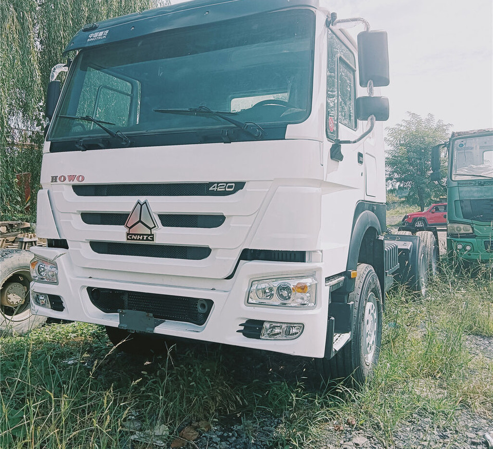 Howo 420hp 6x4 - Dragbil: bild 1 Howo 420hp 6x4 - Dragbil: bild 1