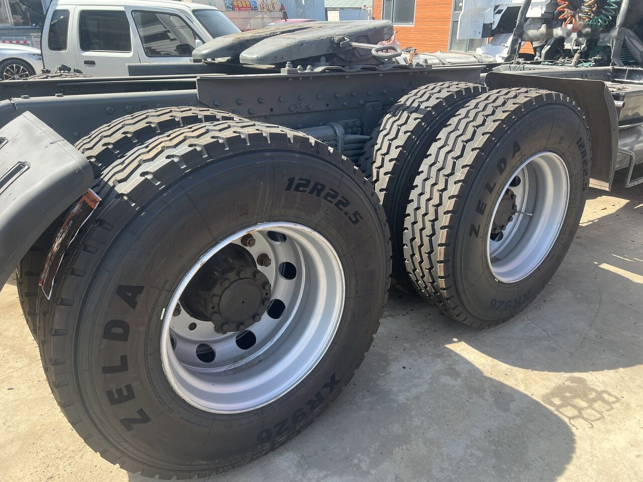 Howo 6x4 - Dragbil: bild 5 Howo 6x4 - Dragbil: bild 5