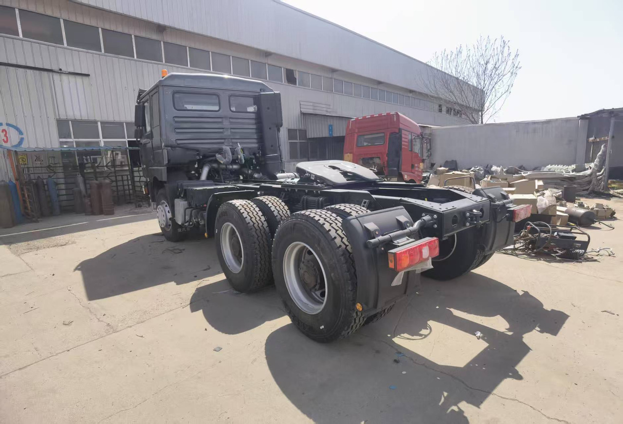 Shacman 430 - Dragbil: bild 5 Shacman 430 - Dragbil: bild 5