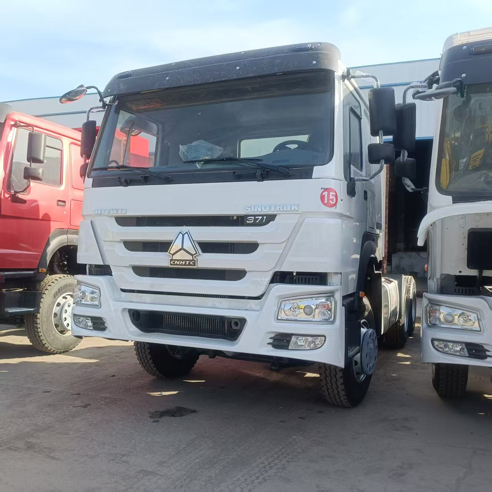 Sinotruk HOWO 371 6*4 Tractor - Dragbil: bild 2 Sinotruk HOWO 371 6*4 Tractor - Dragbil: bild 2