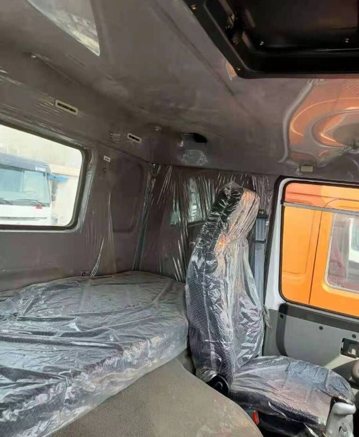 Sinotruk HOWO 420 Tractor - Dragbil: bild 2 Sinotruk HOWO 420 Tractor - Dragbil: bild 2