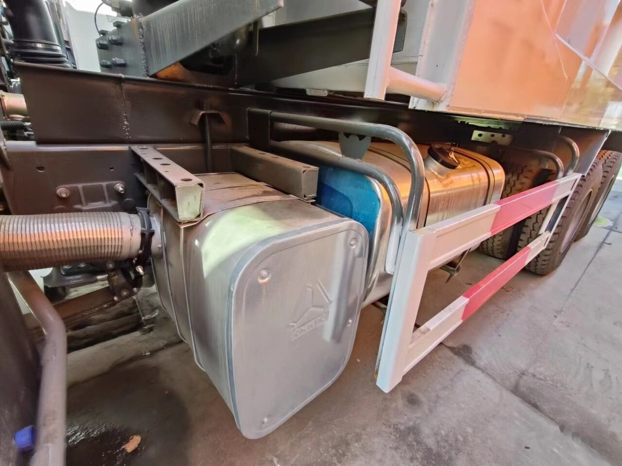 Howo New - Tippbil lastbil: bild 5 Howo New - Tippbil lastbil: bild 5