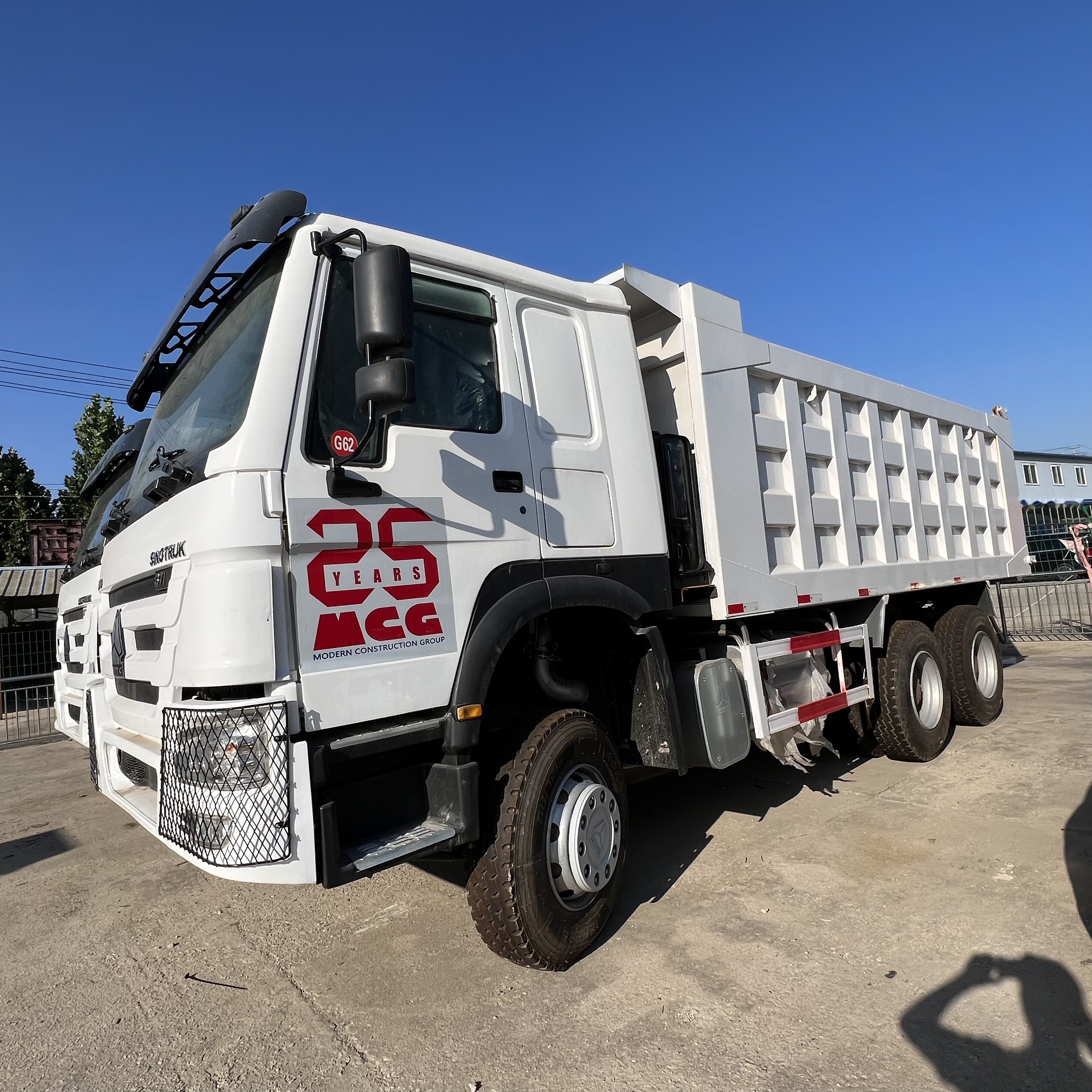 Sinotruk HOWO 371 6*4 Dump truck - Tippbil lastbil: bild 3 Sinotruk HOWO 371 6*4 Dump truck - Tippbil lastbil: bild 3