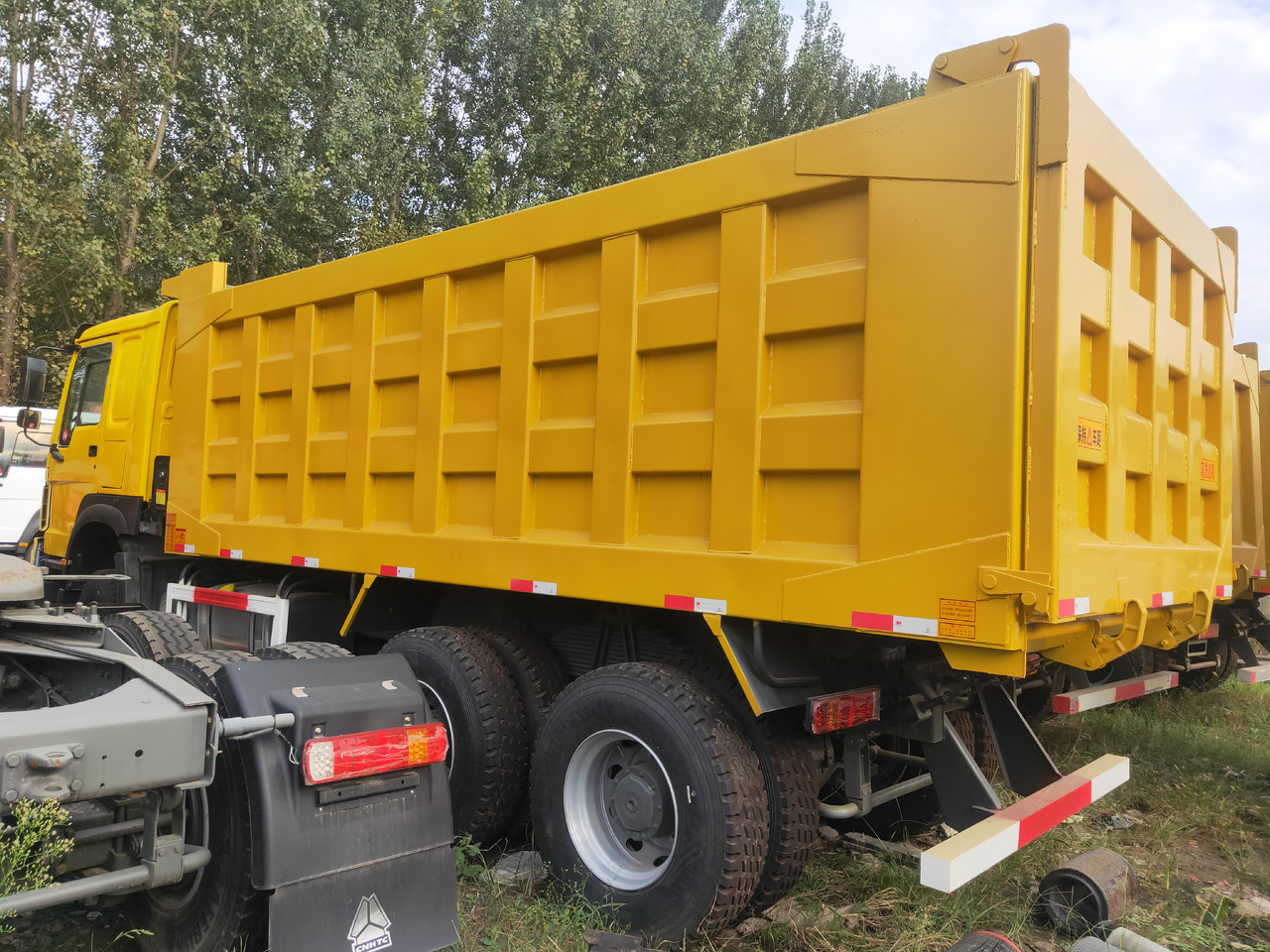 Tippbil lastbil Sinotruk HOWO 371 6*4 Dump truck: bild 9