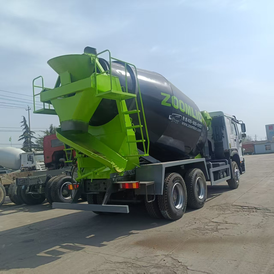 Sinotruk HOWO 6*4 Concrete mixer truck - Betongbil: bild 5 Sinotruk HOWO 6*4 Concrete mixer truck - Betongbil: bild 5