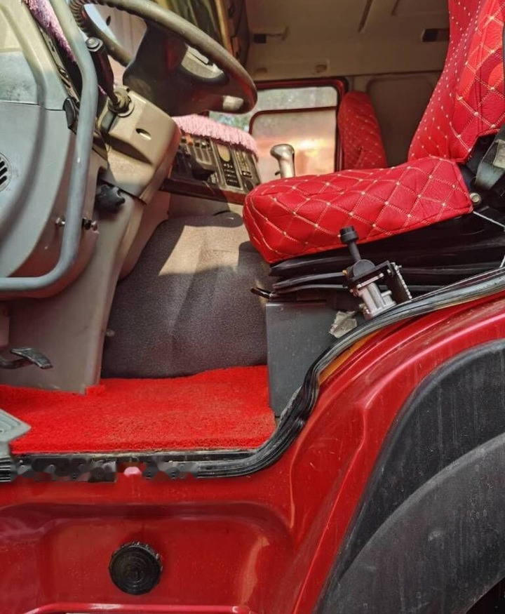 Sinotruk HOWO 6*4 Dump truck - Tippbil lastbil: bild 5 Sinotruk HOWO 6*4 Dump truck - Tippbil lastbil: bild 5